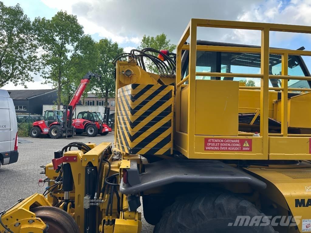 Manitou Manirail Teleskopski viljuškari
