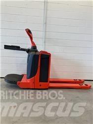 Linde T20P/1151 Nisko podizni električni viljuškar sa stajalištom