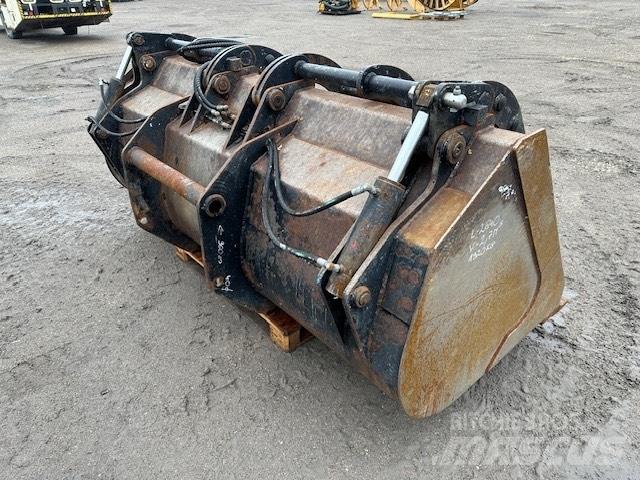 Liebherr ŁYŻKA Teleskopski viljuškari