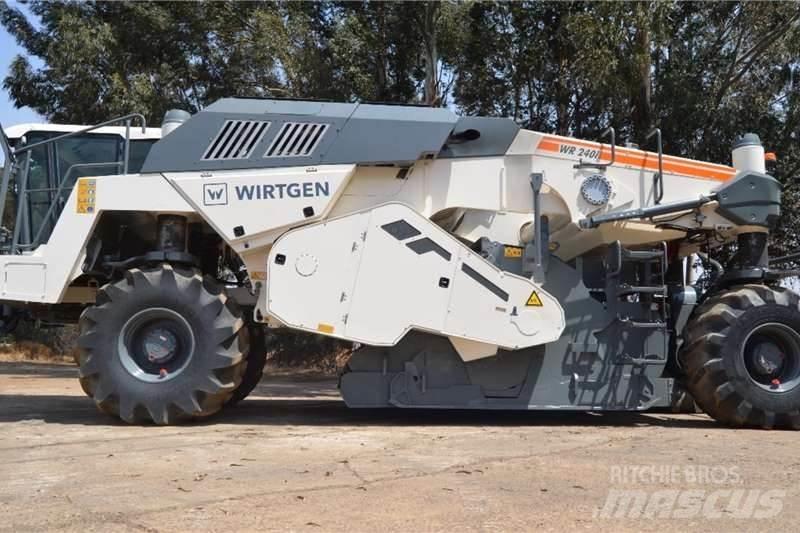 Wirtgen W240 Ostali kamioni