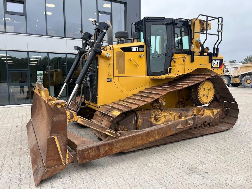 CAT D 6 T LGP Buldožeri guseničari