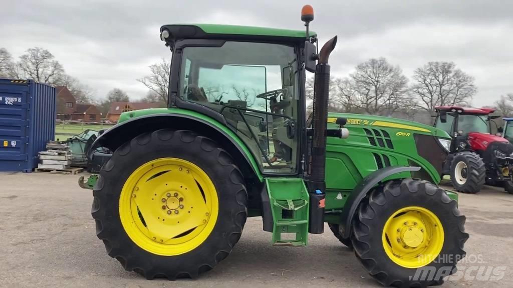 John Deere 6115 R Traktori