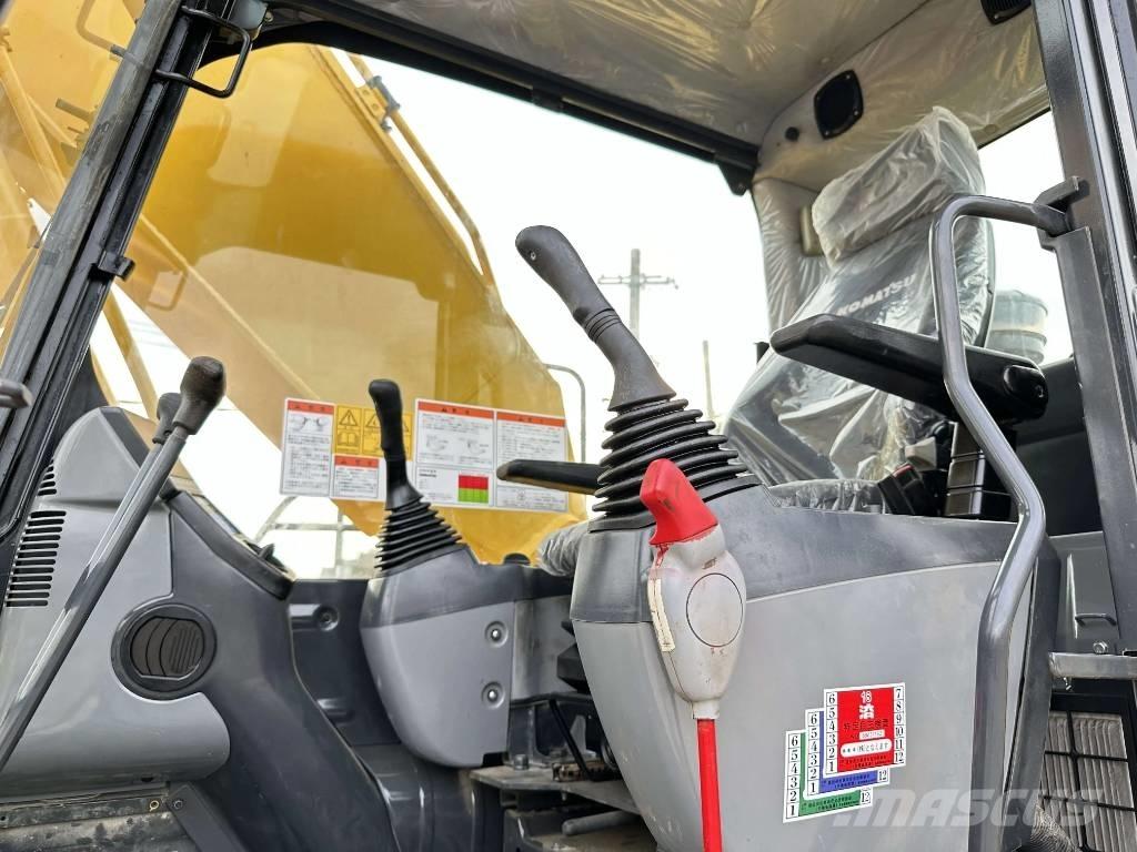 Komatsu PC 200-8 Bageri guseničari