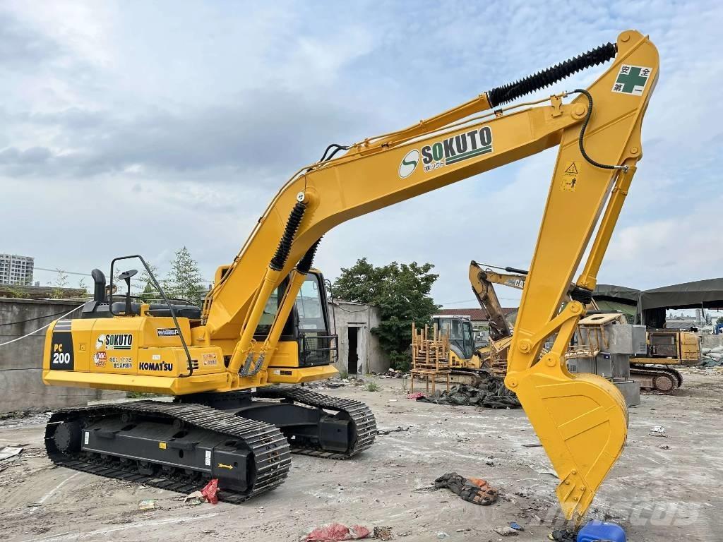 Komatsu PC 200-8 Bageri guseničari