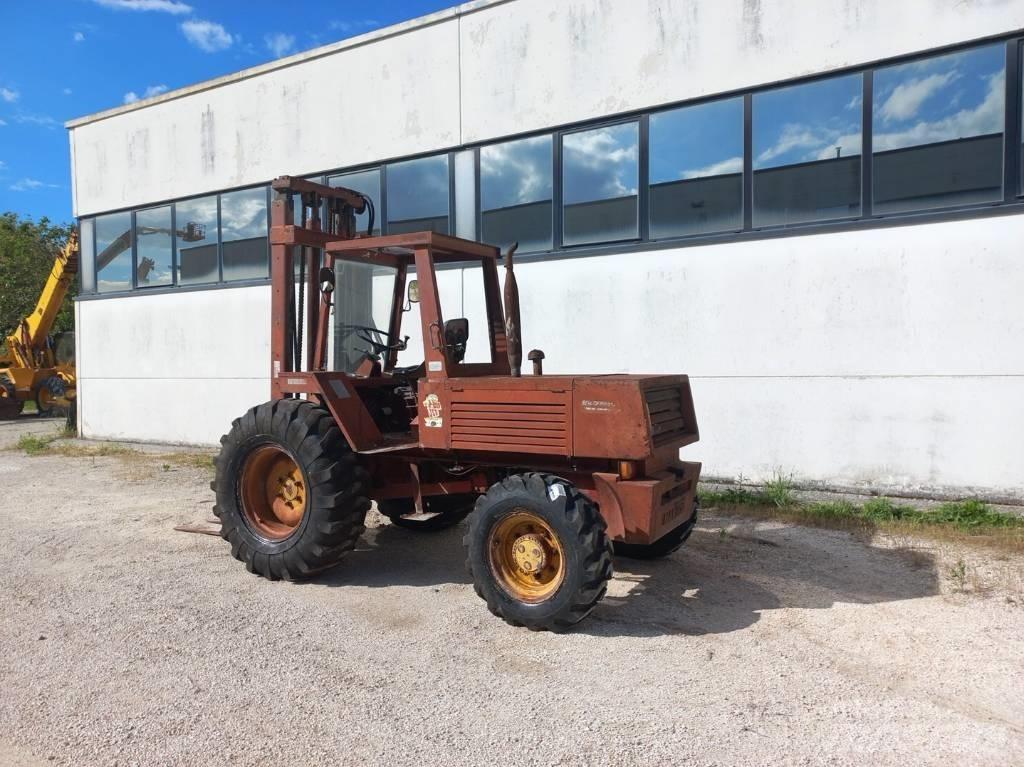 Manitou 4RM30G Dizelski viljuškari