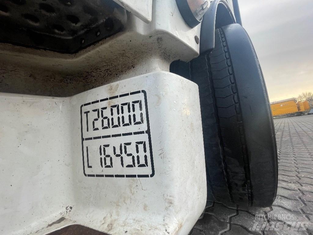 MAN 26.480 Autotransporteri