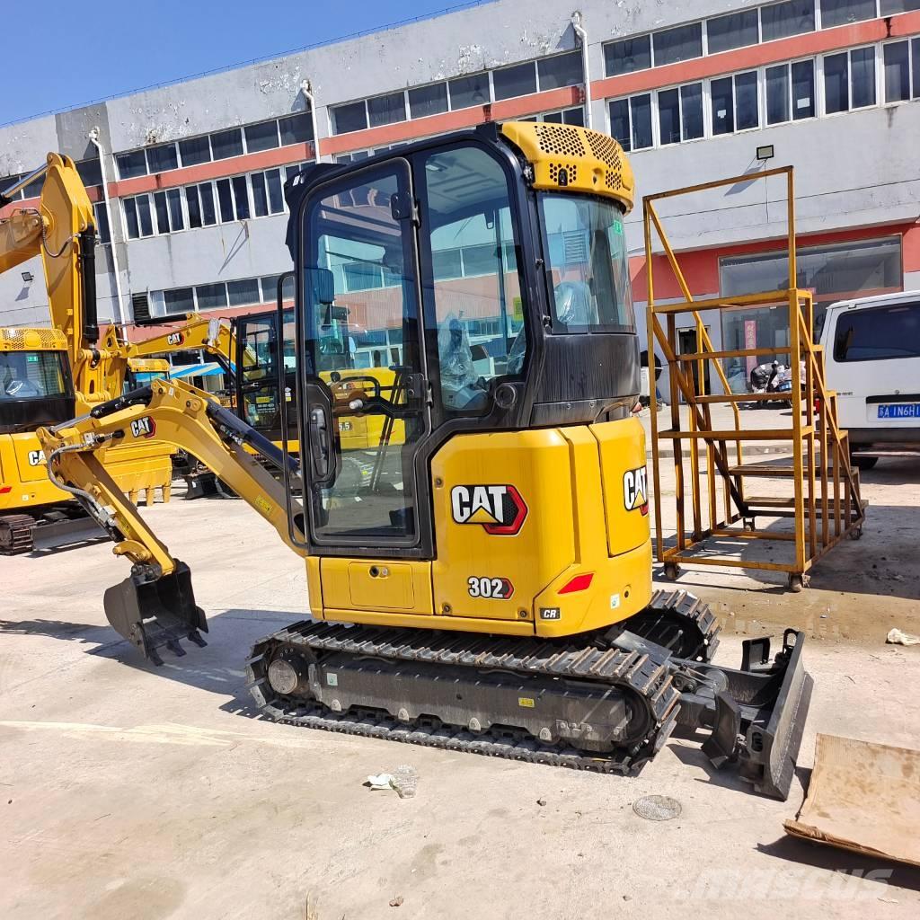 CAT 302 Mini bageri < 7t