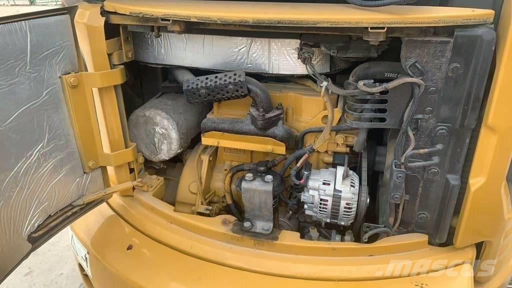 CAT 303 Bageri guseničari