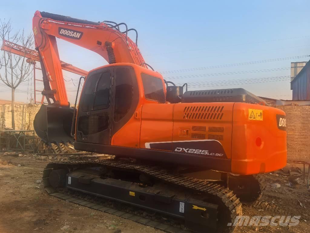 Doosan DX225 LC-9C Bageri guseničari