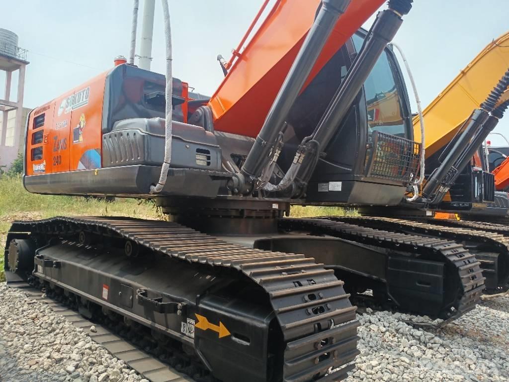 Hitachi ZX 240 Bageri guseničari