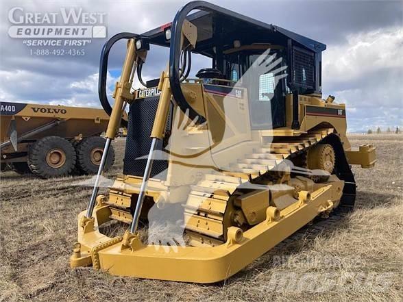 CAT D8T Buldožeri guseničari