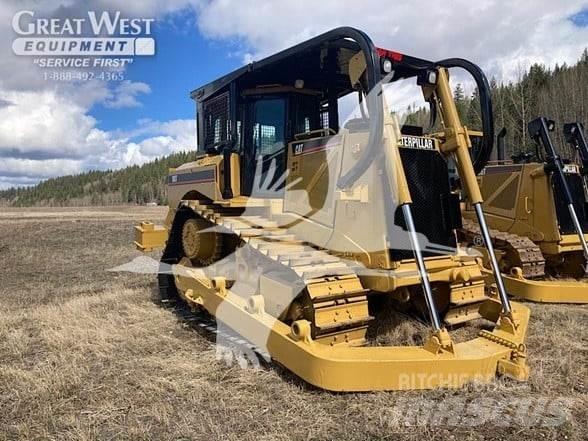 CAT D8T Buldožeri guseničari