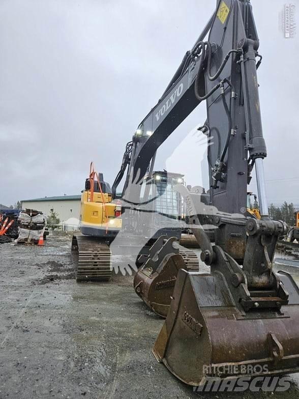 Volvo ECR235EL Bageri guseničari