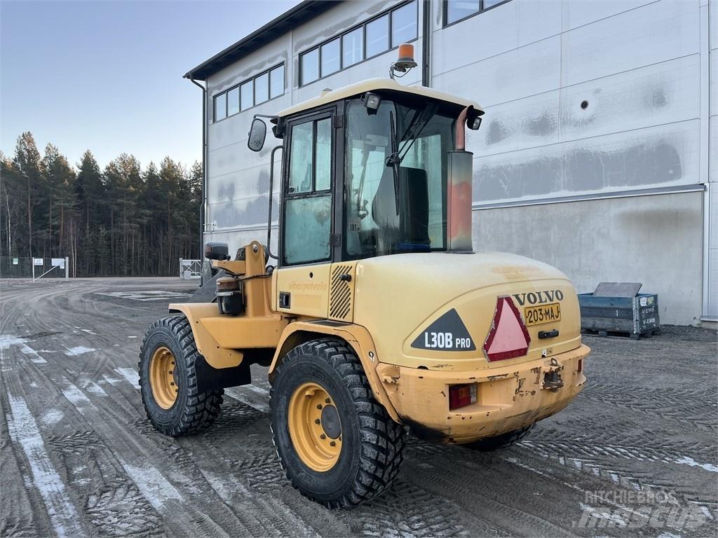 Volvo L 30 B Utovarivači na točkove