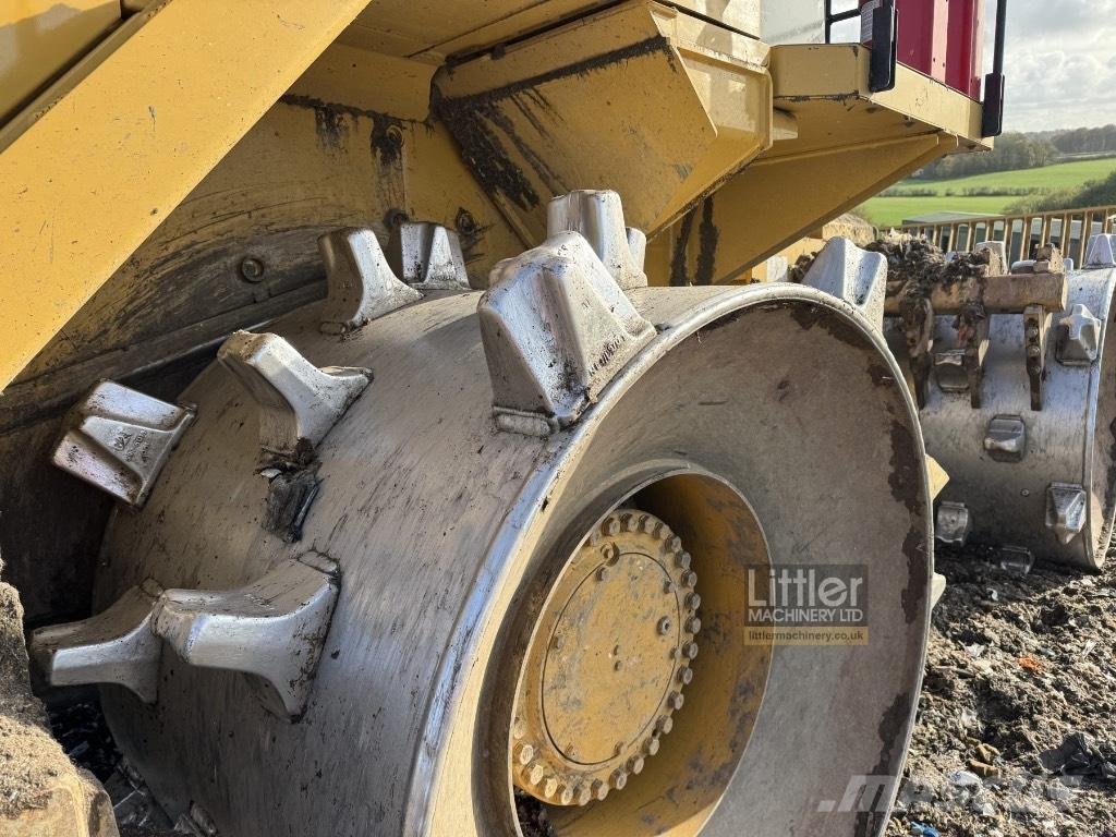 CAT 826 K Nabijači zemlje