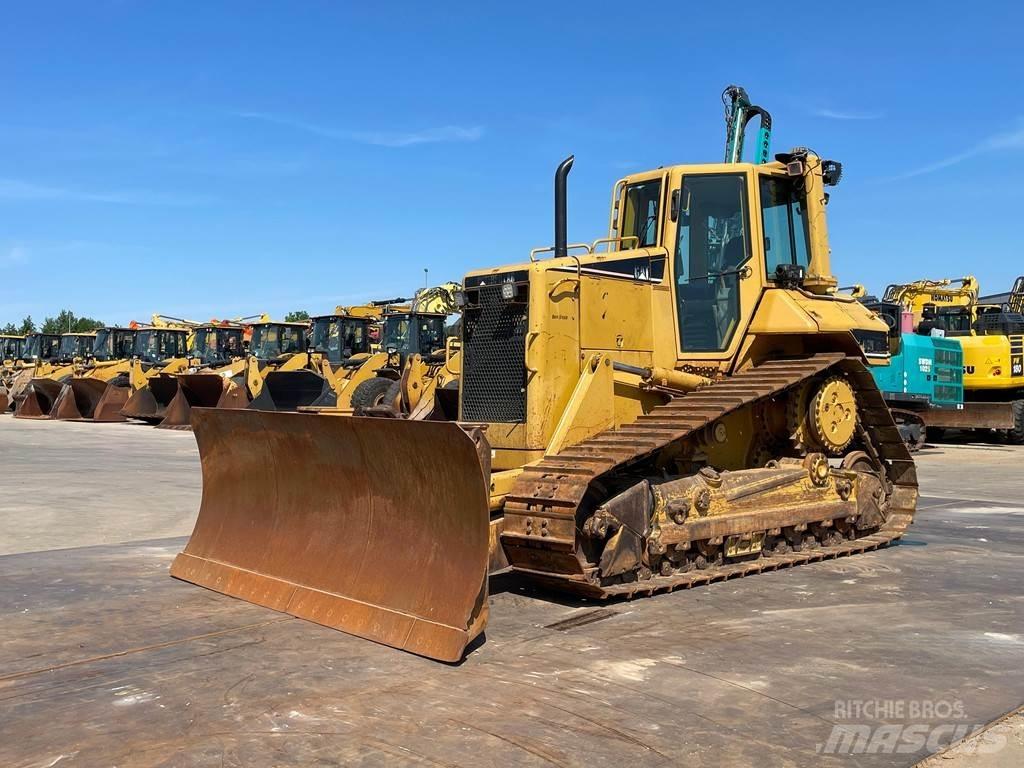 CAT D6N XL Buldožeri guseničari