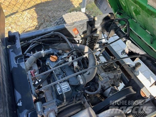John Deere Gator Pomoćne mašine