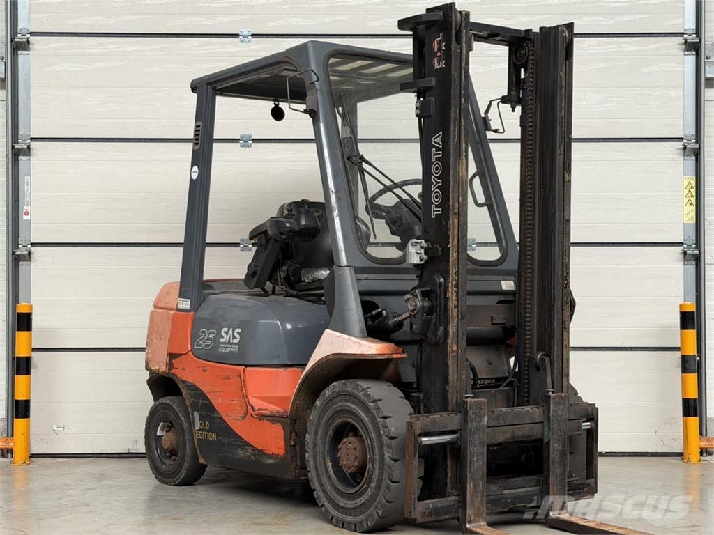 Toyota 62-7FDF25 Dizelski viljuškari