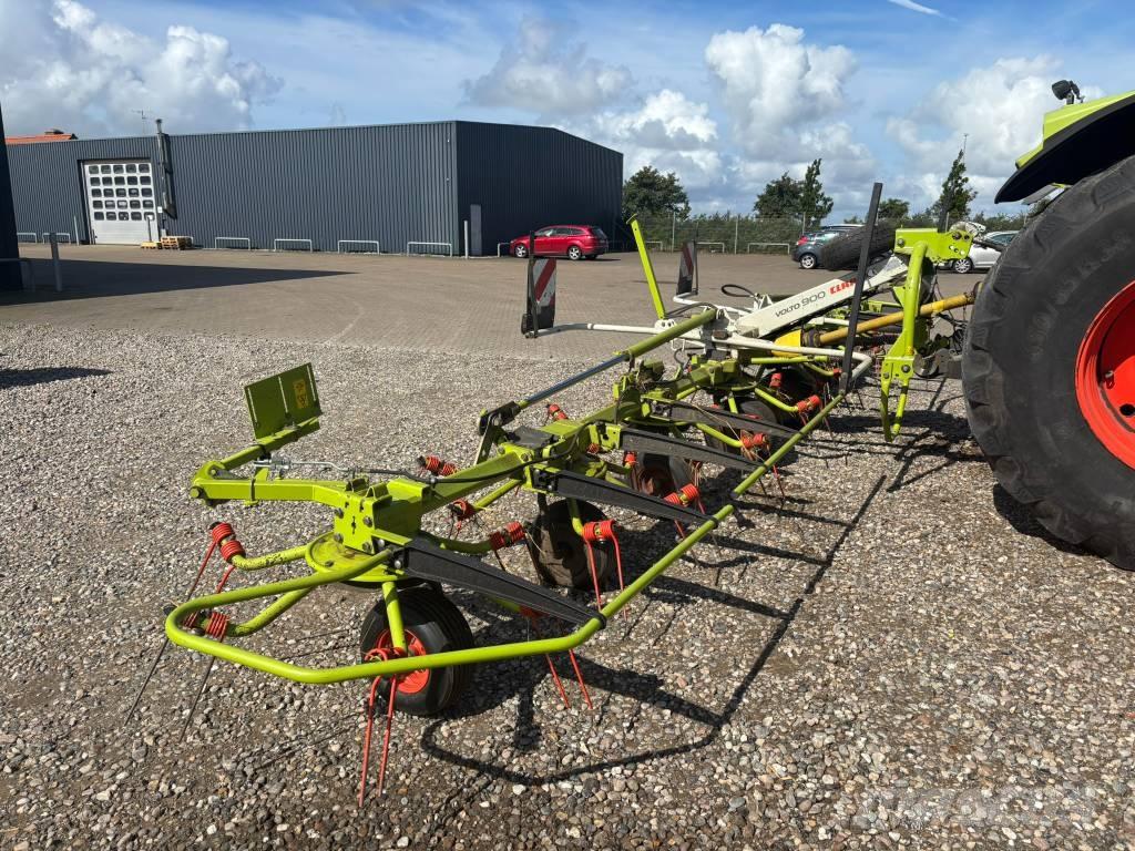 CLAAS Volto 900 Okretači i sakupljači sena
