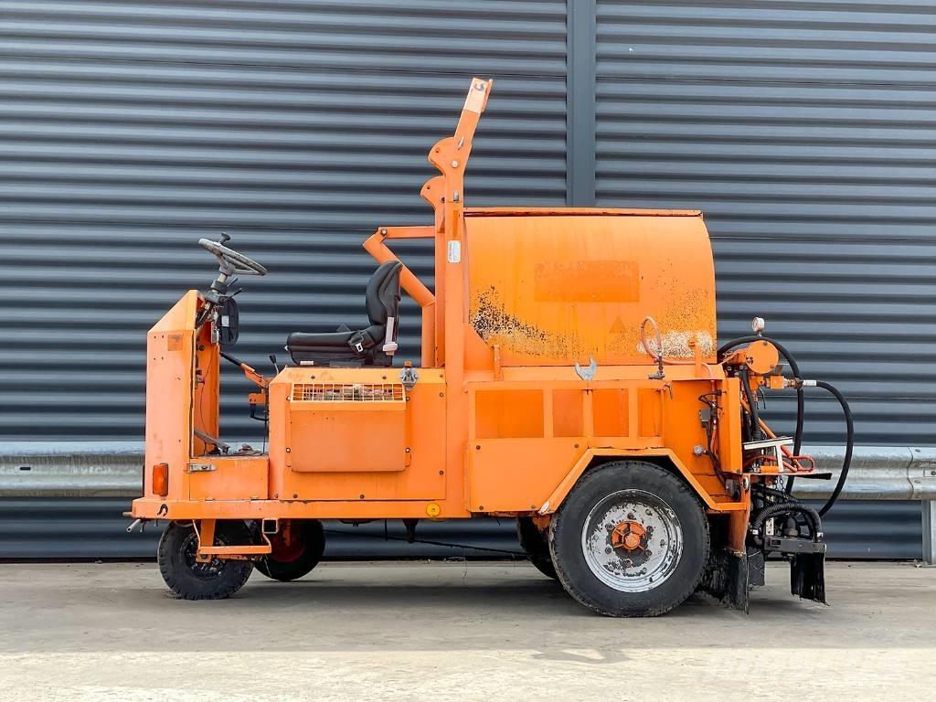 Strassmayr S25/500-G Polovne bitumen prskalice