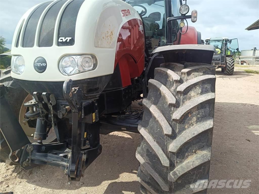 Steyr 6220 CVT Traktori