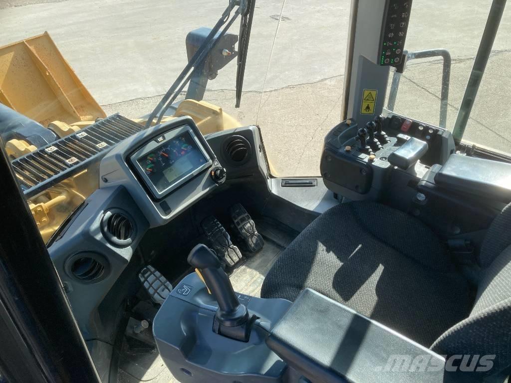 CAT 966 M Utovarivači na točkove