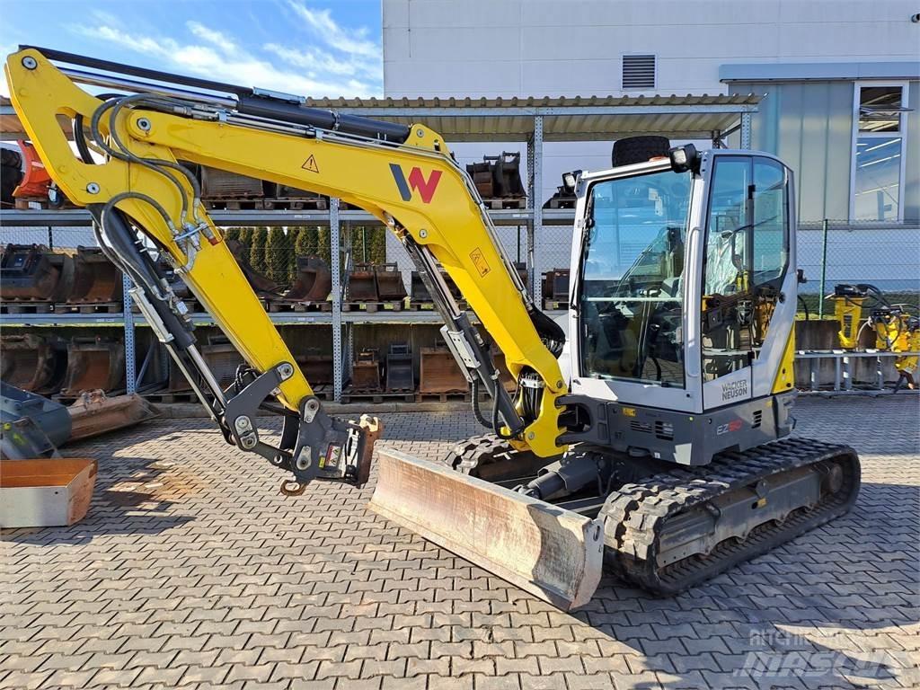 Wacker Neuson EZ50 Bageri guseničari
