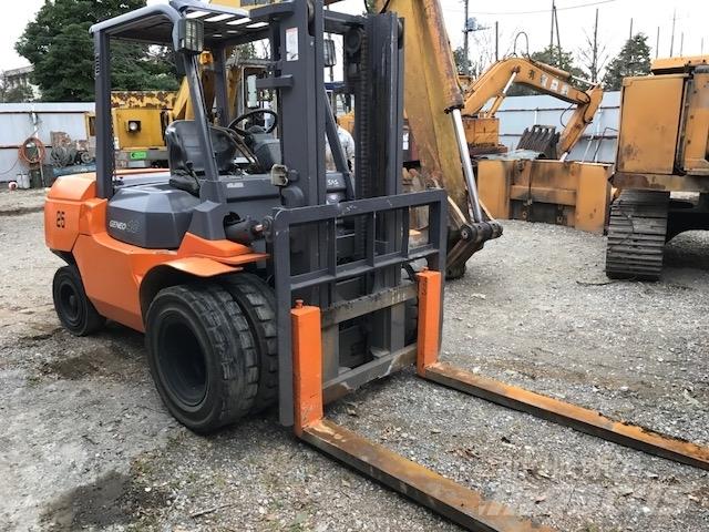 Toyota 7 FD 40 Dizelski viljuškari
