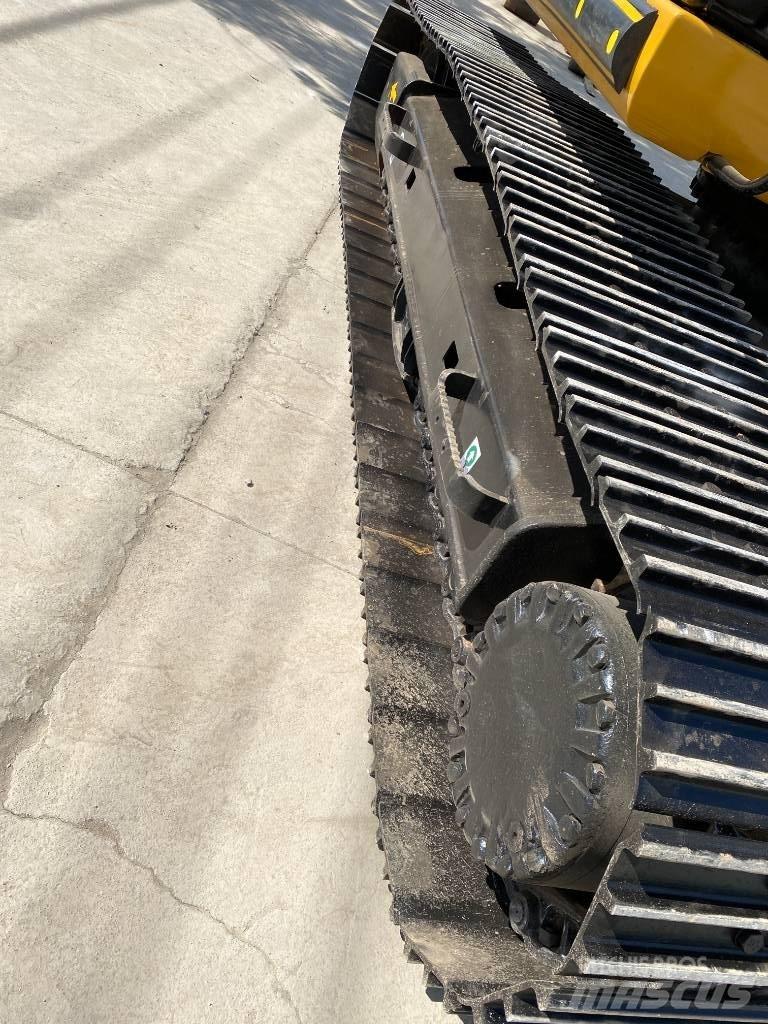 CAT 320 D Bageri guseničari