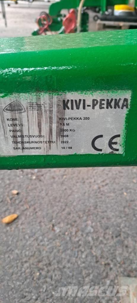 Kivi-Pekka Lamu 350 Tanjirače