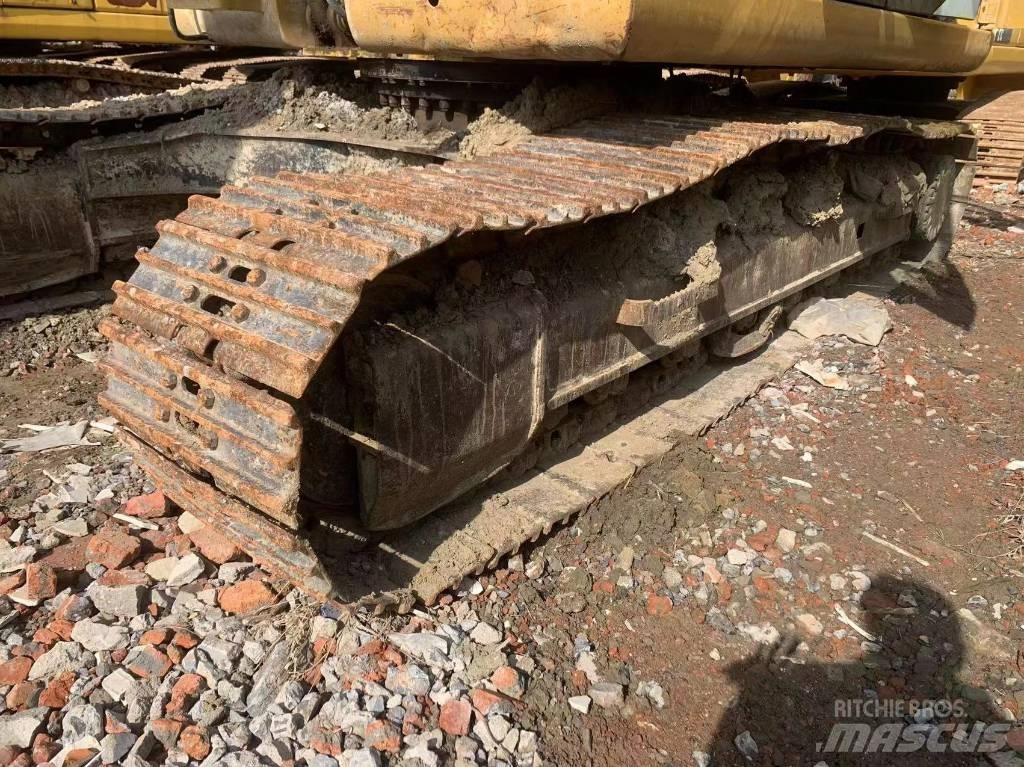 CAT 323D2 Bageri guseničari