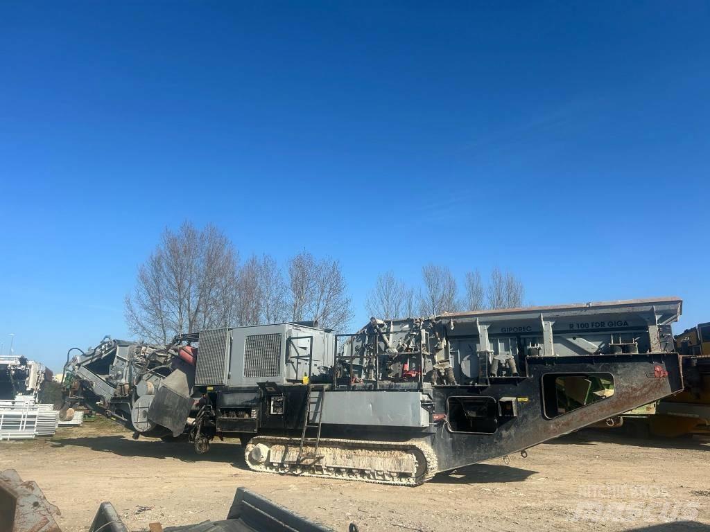 GIPO R100 FDR GIGA Mobilne drobilice