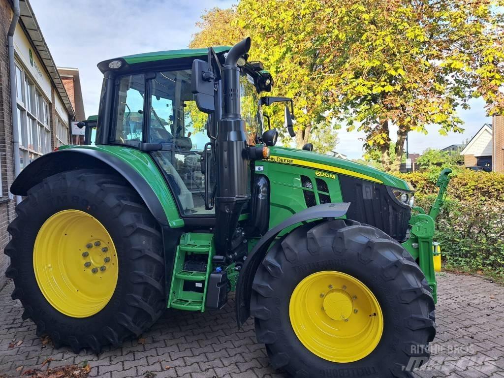 John Deere 6120M Traktori