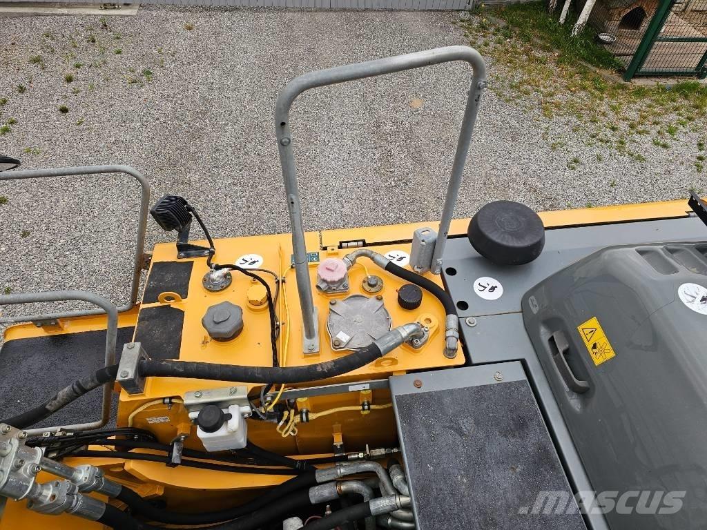 Liebherr R 922 LC Bageri guseničari