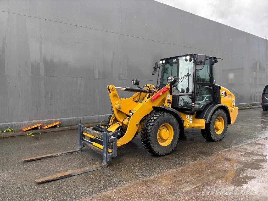 CAT 906 Utovarivači na točkove