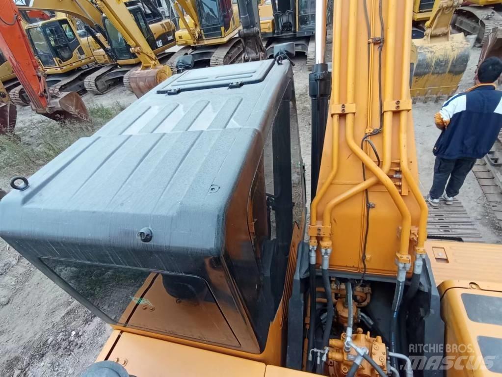 Hyundai Robex 215-9T Bageri guseničari