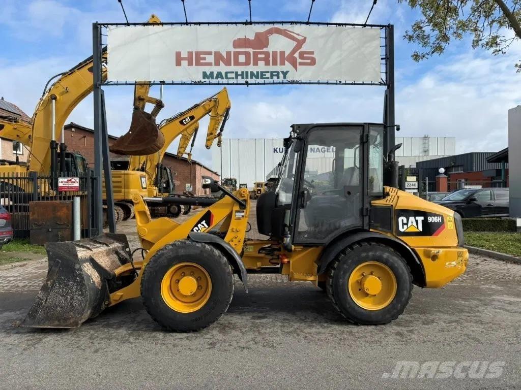 CAT 906H Utovarivači na točkove