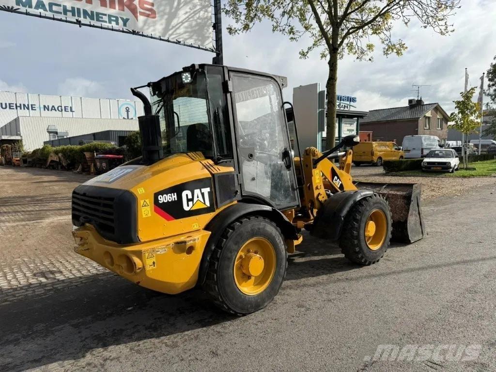 CAT 906H Utovarivači na točkove