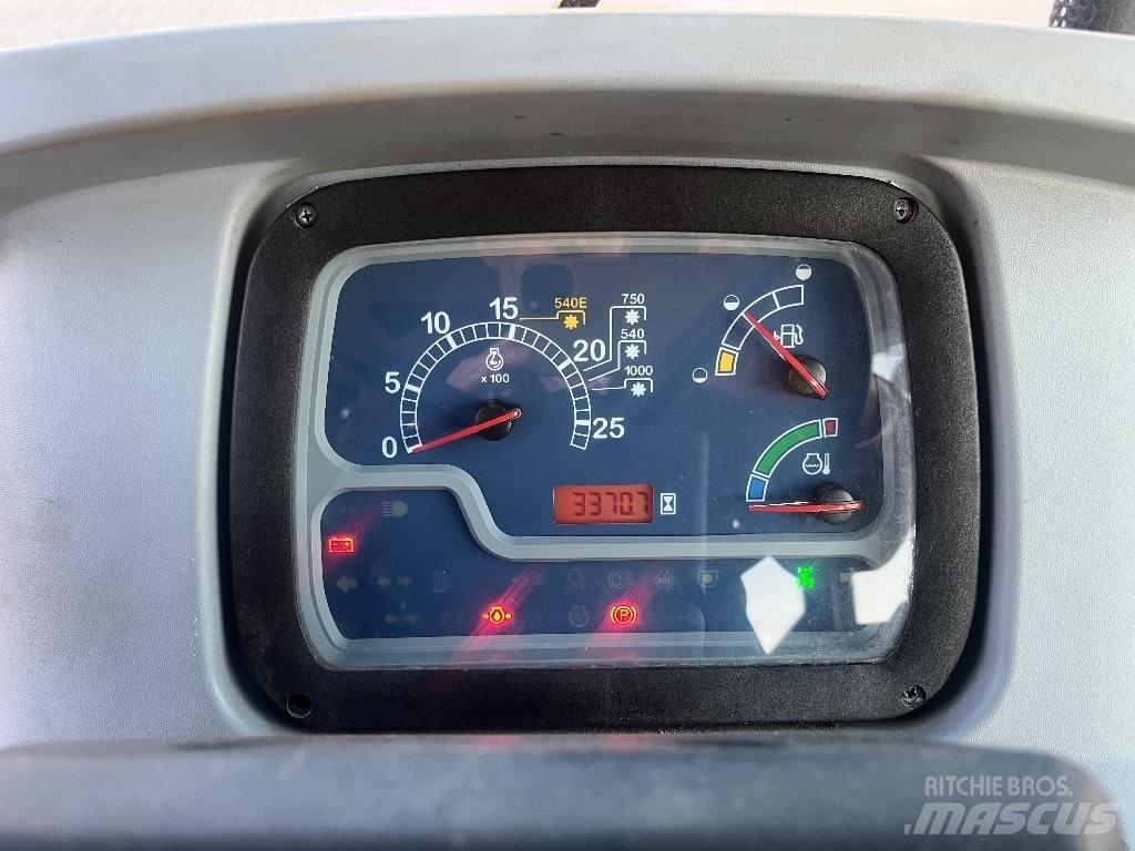 New Holland TD 5.85 Traktori