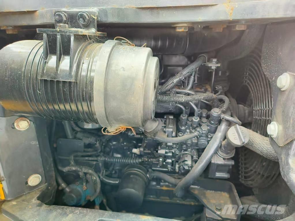 Komatsu PC 40 MR Mini bageri < 7t