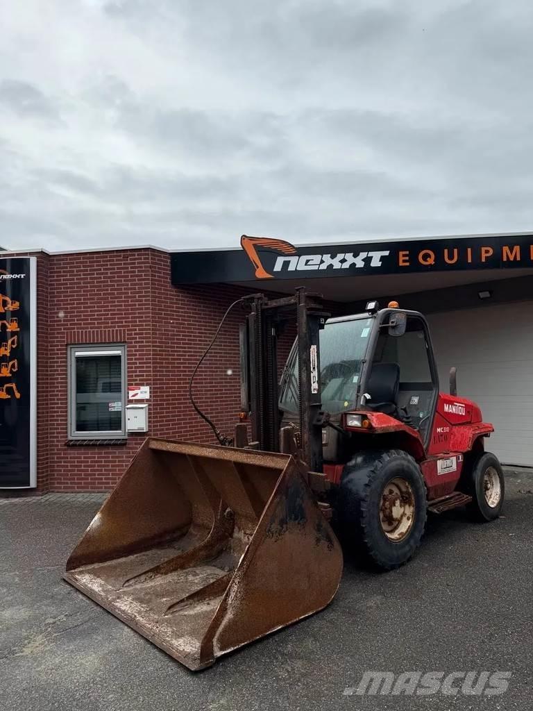 Manitou MC 30 D Vanterenski viljuškar