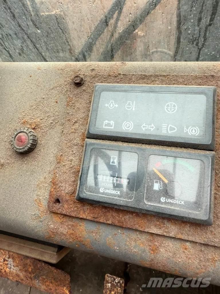 Manitou MC 30 D Vanterenski viljuškar