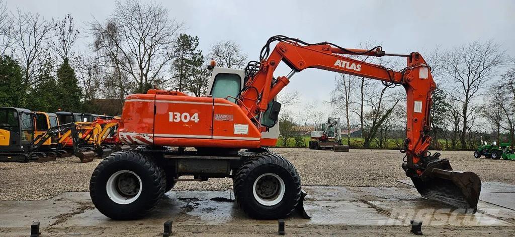 Atlas 1304 Bageri točkaši