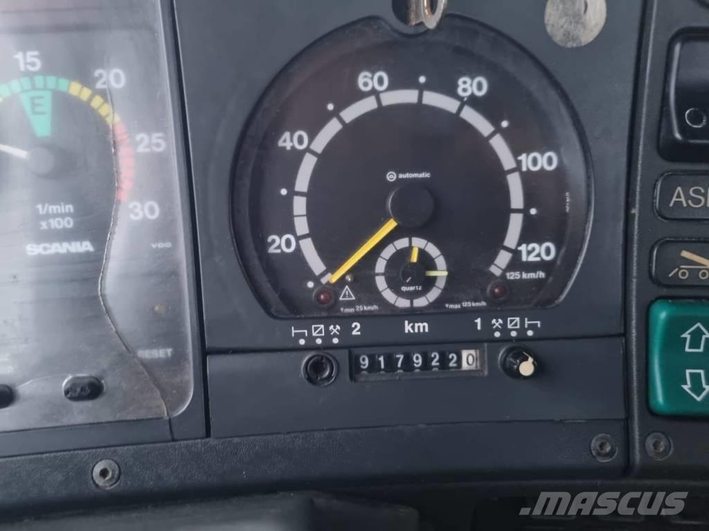 Scania R 143 HL Rol kiper kamioni sa kukom za podizanje tereta