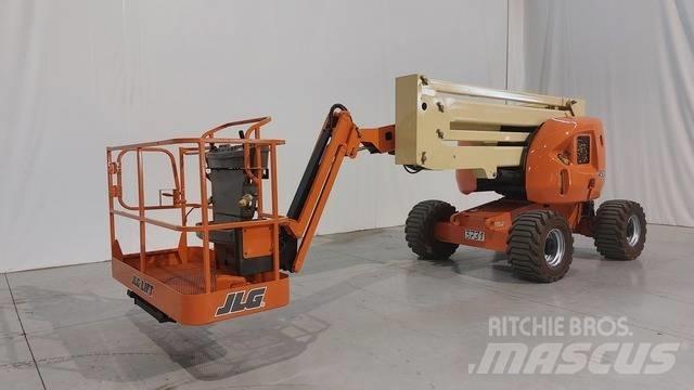 JLG 450 AJ Zglobne podizne platforme