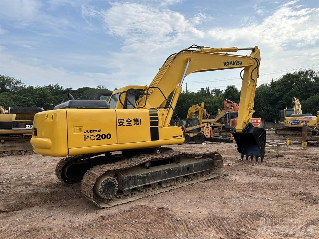 Komatsu PC 200 Bageri guseničari