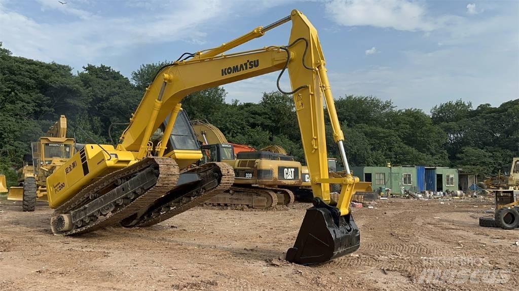 Komatsu PC 200 Bageri guseničari