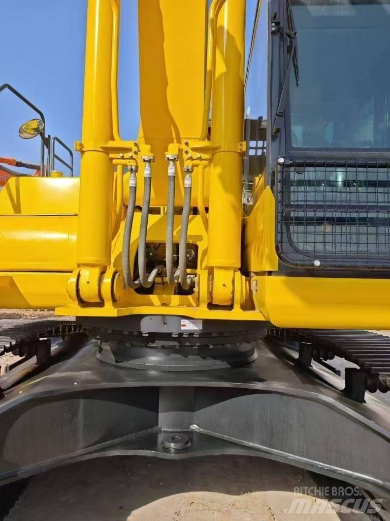 Komatsu 400-8 Bageri guseničari