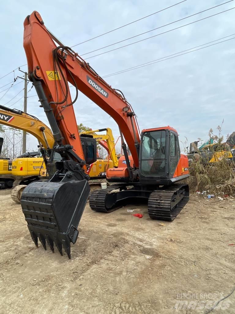 Doosan dx150 Bageri guseničari