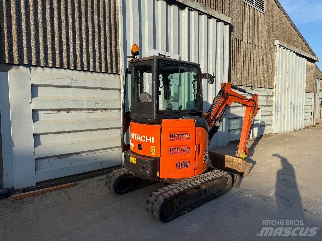 Hitachi ZX 26 Mini bageri < 7t